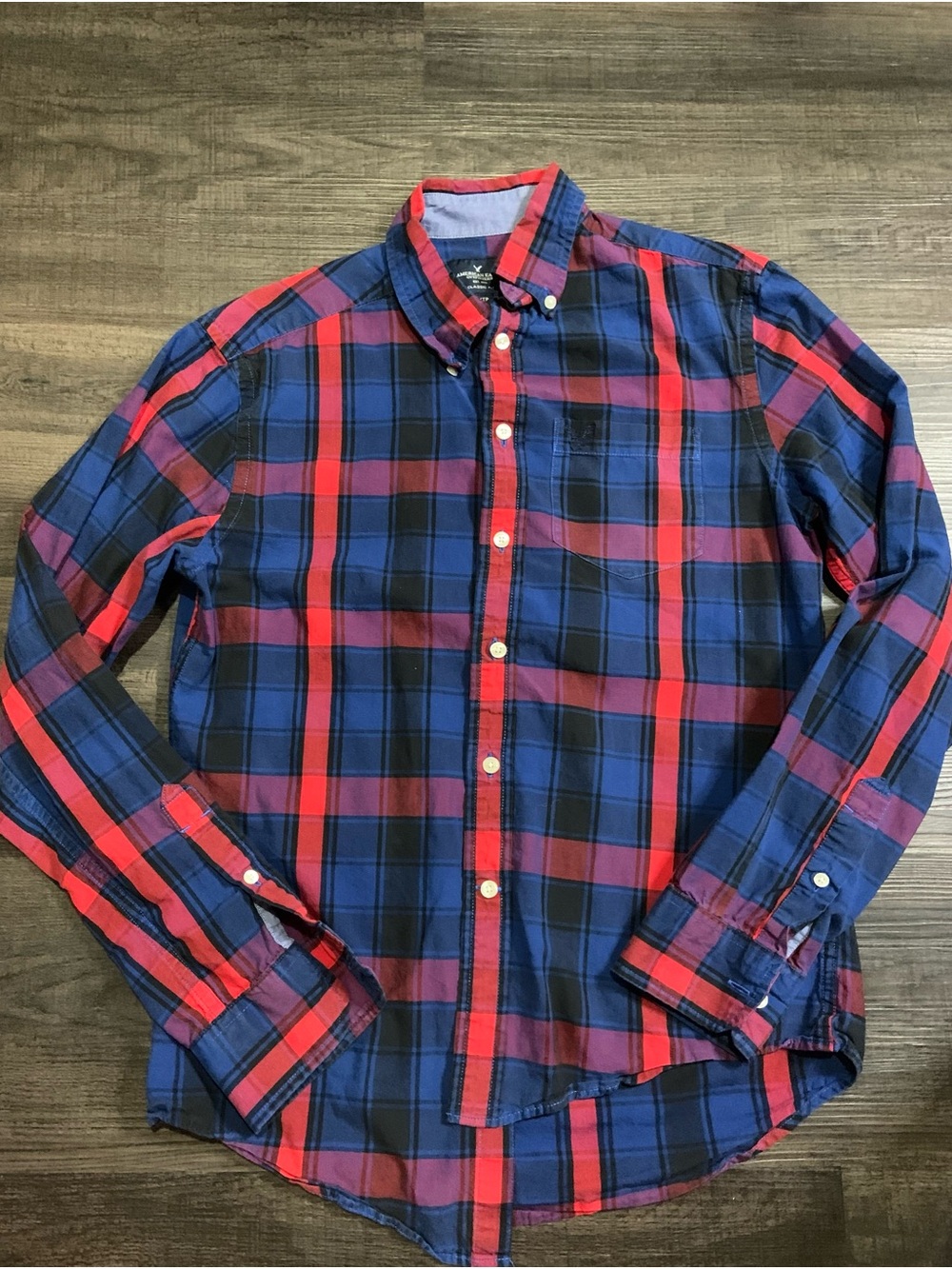 American Eagle Outfitters Red and Blue Plaid Button-Down Shirt